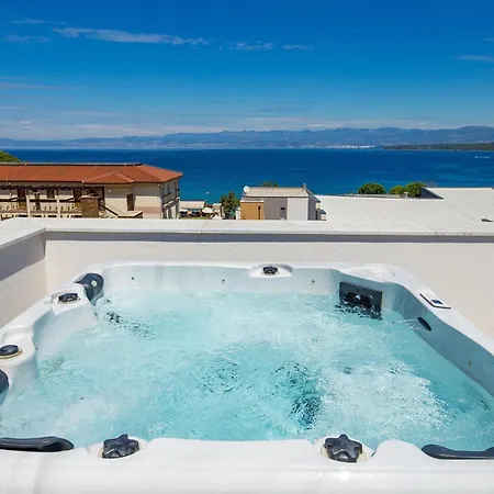 In With House Sea View *