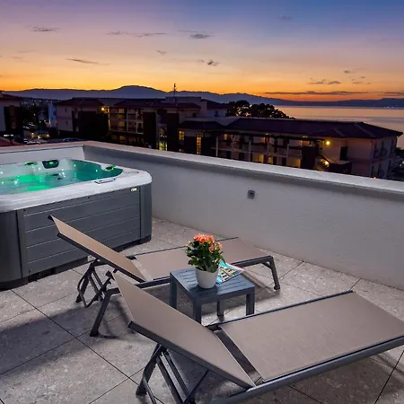 Lejlighed In With House Sea View